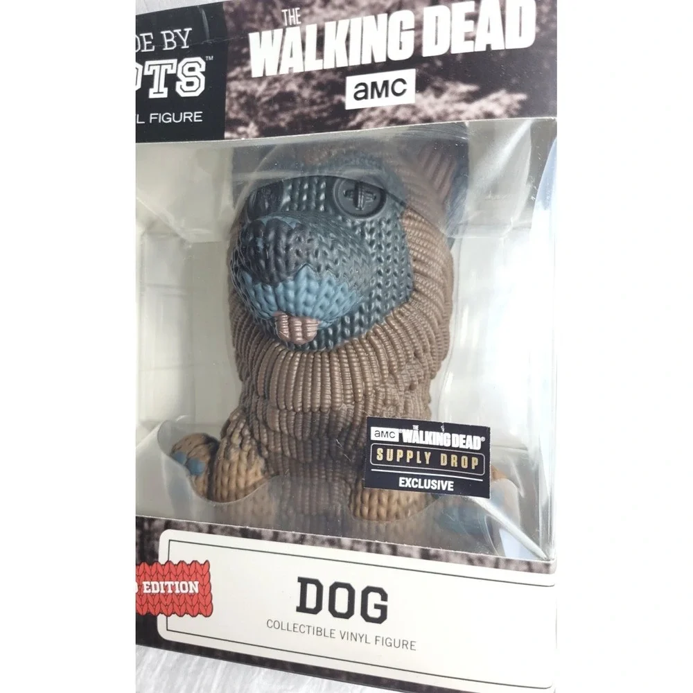 AMC TWD Handmade by Robots Knit Series Walking Dead‎ Dog Supply Drop Exclusive